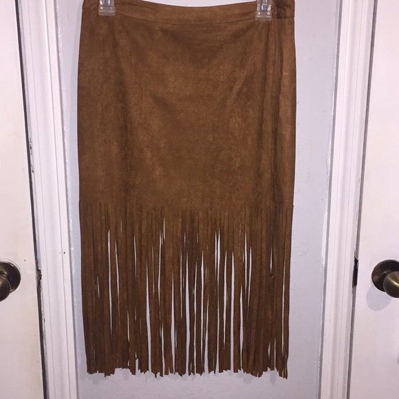 Skirt - Picture 1 of 2